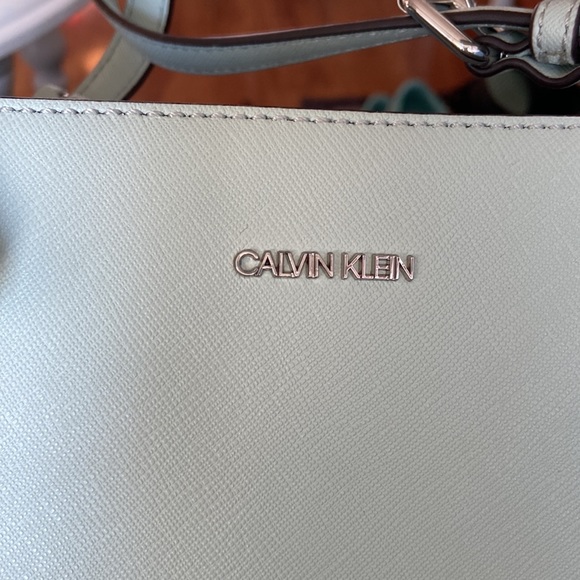 Calvin Klein handbag - Picture 2 of 5